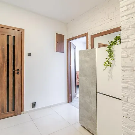 11 Listopada Comfort By Bookinghost Appartamento