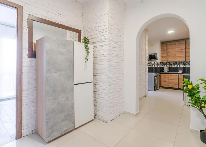 公寓 11 Listopada Comfort By Bookinghost