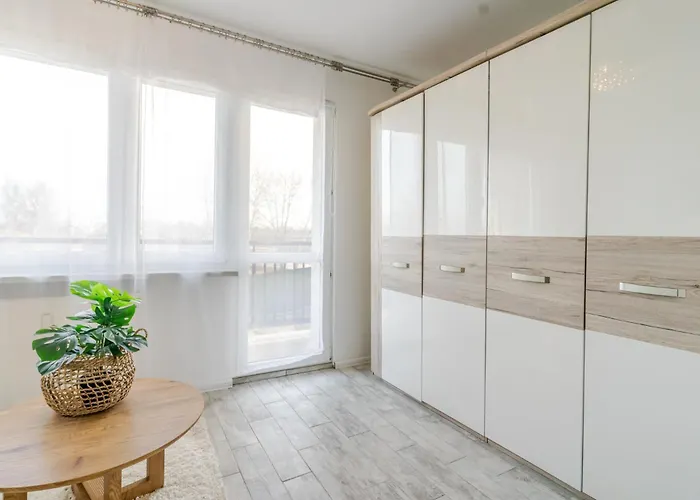 11 Listopada Comfort By Bookinghost