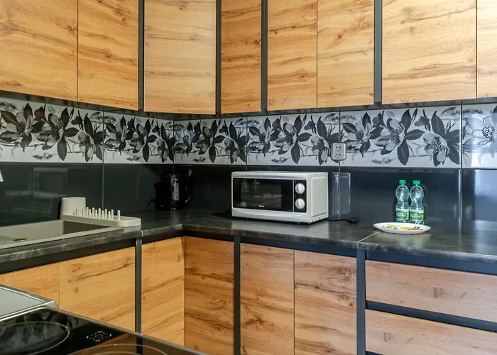 Апартаменты 11 Listopada Comfort By Bookinghost *