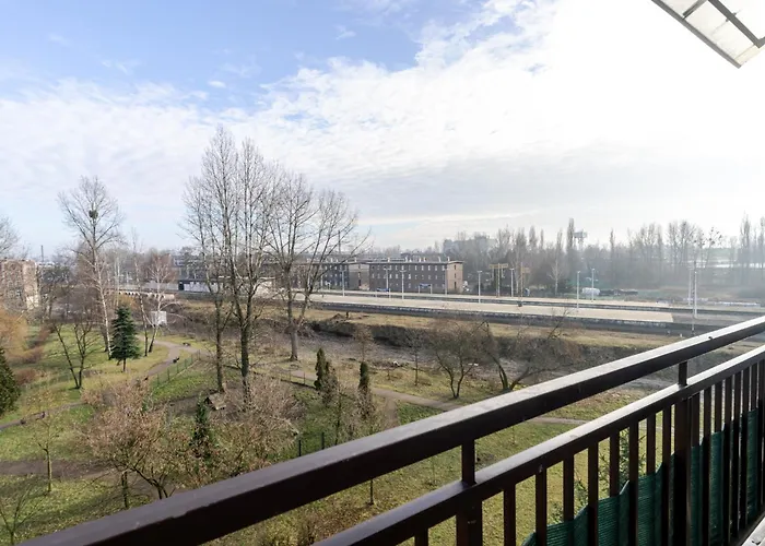 公寓 11 Listopada Comfort By Bookinghost